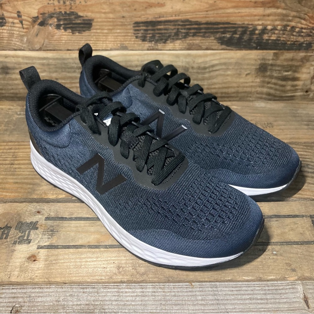 New Balance Women’s Arishi v3 Shoes Black White Multiple Sizes